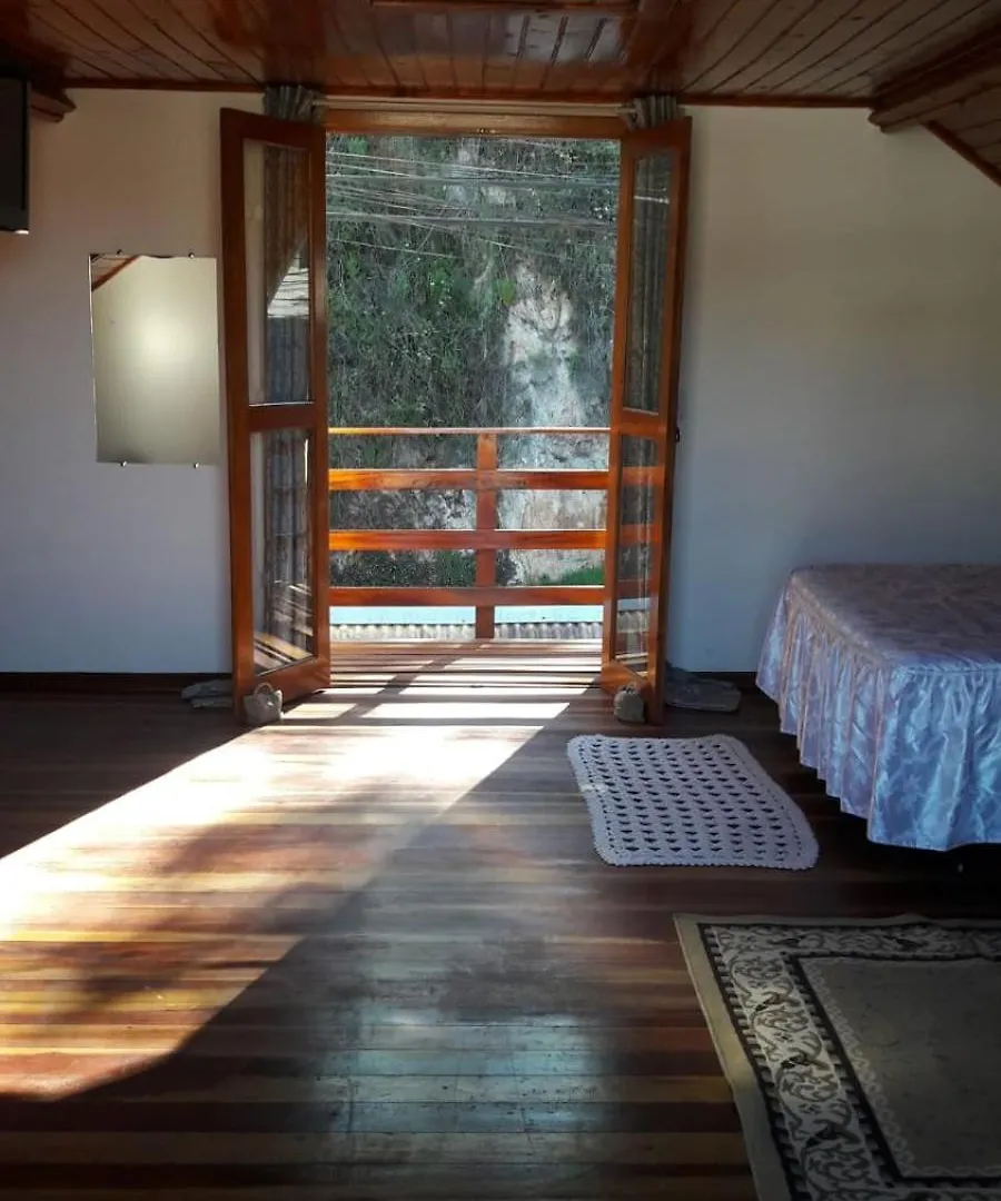 Chalet Chale Para Casal Com Lareira Campos do Jordao Brazil